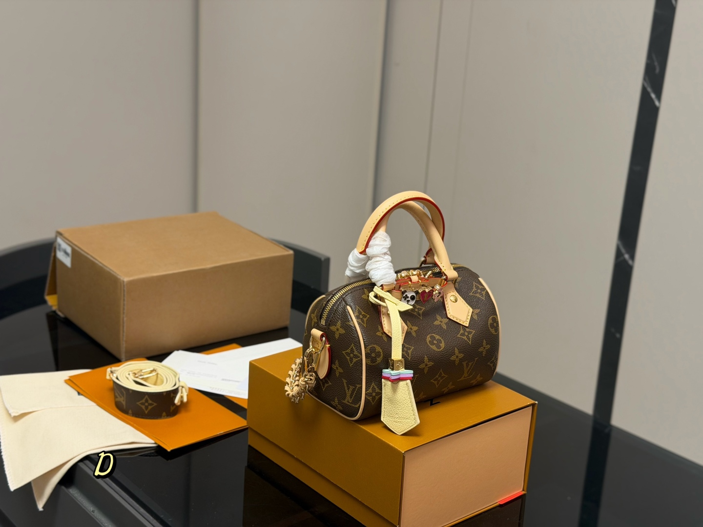 LV Speedy Handbag 3 296